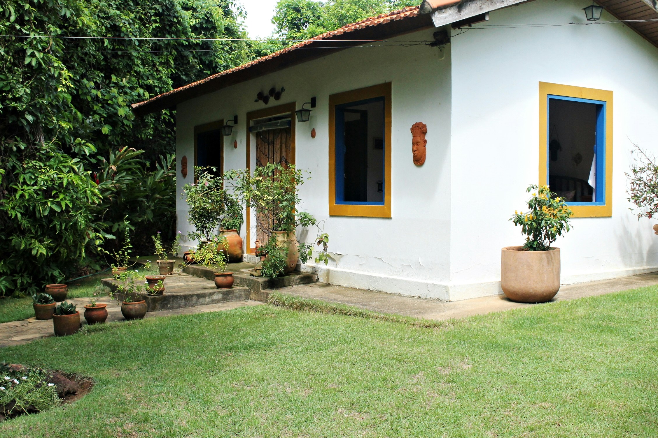 A home garden where samu can be practiced